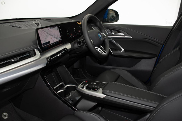 2026 BMW iX1 U11 xDrive30 M Sport SUV image 8