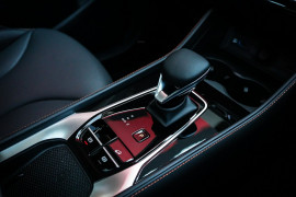 2025 MG HS AS33 Essence SUV