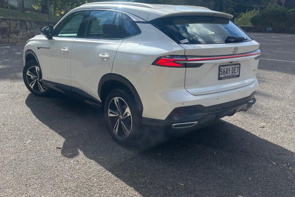 2024 MY24.5 MG HS AS33 Vibe SUV Image 5
