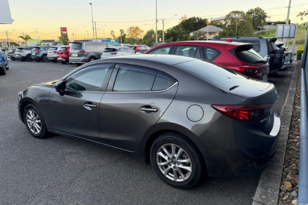 2017 Mazda 3 BN5278 Maxx Sedan Image 2