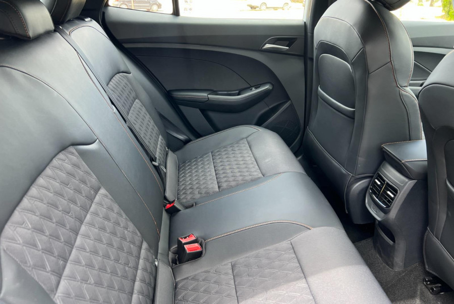 2025 MY24.5 MG MG3 ZP22 Essence Hybrid+ Hatch Image 19