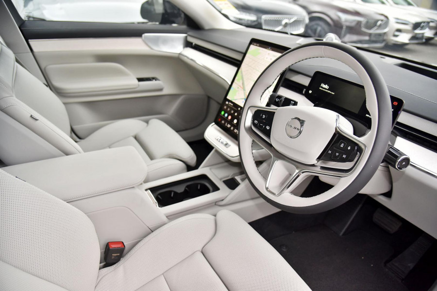 2025 MY26 Volvo ES90  Ultra Single Motor Sedan Image 6