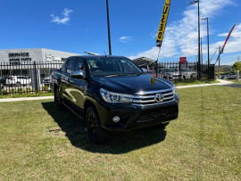 Toyota HiLux SR5 GUN126R