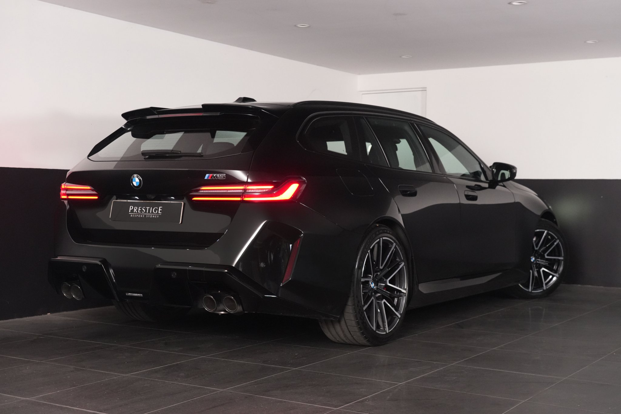 2025 BMW M5 Touring SUV Image 22