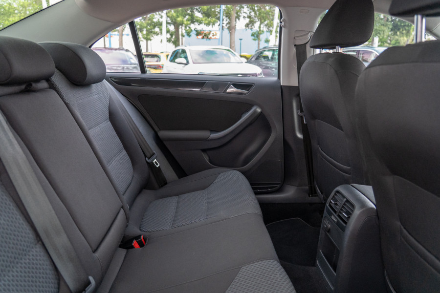 2012 MY12.5 Volkswagen Jetta 1B 118TSI Comfortline Sedan Image 10