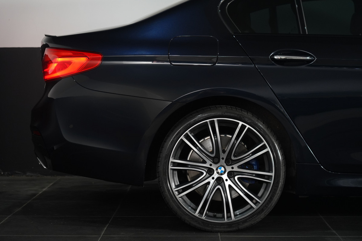 2017 BMW 540i M Sport Sedan Image 6