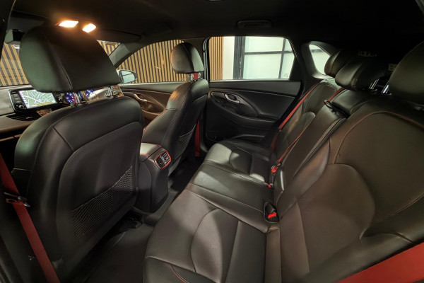 2017 MY18 Hyundai i30 PD SR Hatch Image 21