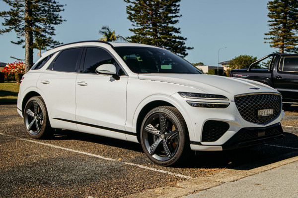 2021 Hyundai Gv70 3.5T - AWD Sport Wagon