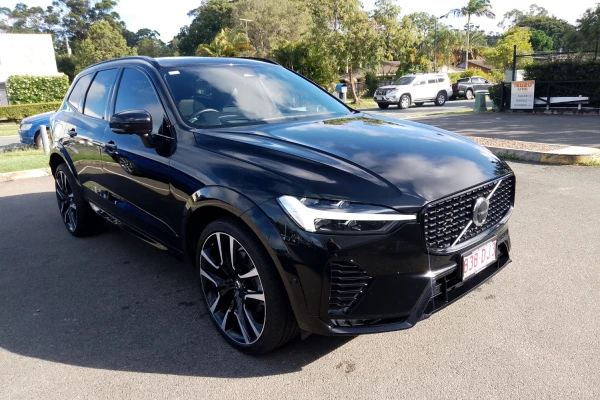 2021 MY22 Volvo XC60 UZ B6 R-Design SUV Image 5