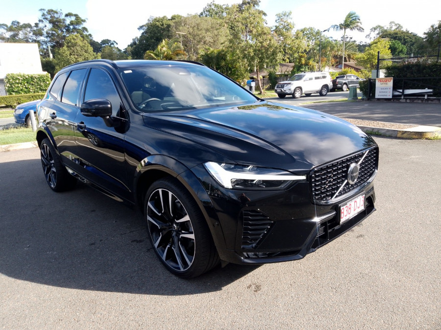 2021 MY22 Volvo XC60 UZ B6 R-Design SUV Image 5