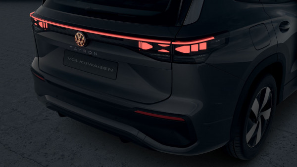 2025 Volkswagen Tayron R4 110TSI Life SUV image 5