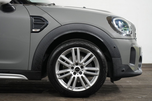 2021 MINI Countryman C Classic SUV image 5