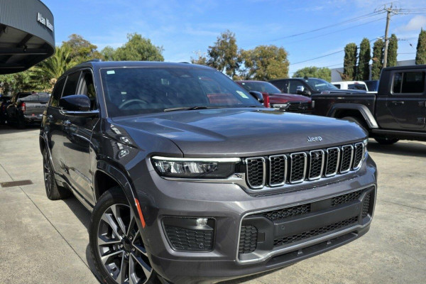 2023 Jeep Grand Cherokee WL Overland SUV