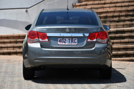 2011 Holden Cruze Vehicle Description. JH  II MY11 CD SEDAN 4DR MAN 5SP 1.8I CD Sedan Image 4