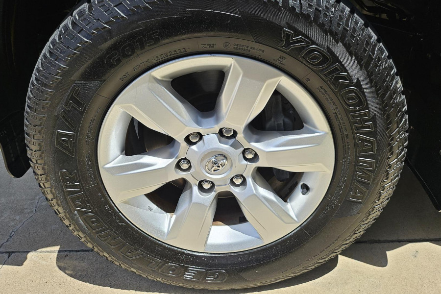 2014 Toyota Landcruiser Prado KDJ150R GXL SUV Image 24