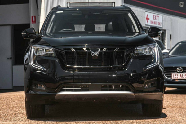 2024 Mahindra XUV700  AX7L SUV