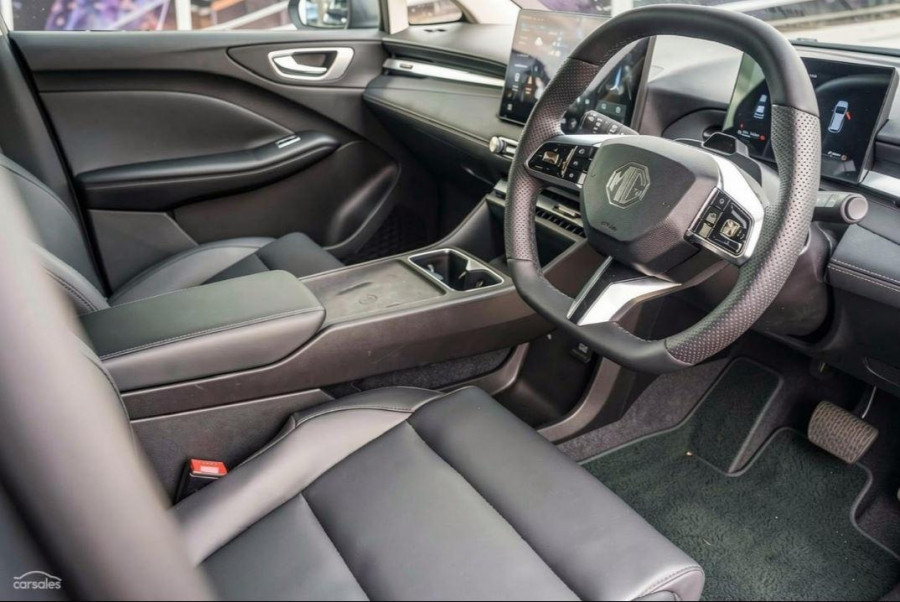 2026 MG MG4 EV Urban AH4E Essence 43 Hatch Image 9