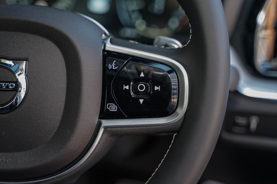 2019 MY20 Volvo S60 Z Series T5 R-Design Sedan Image 13