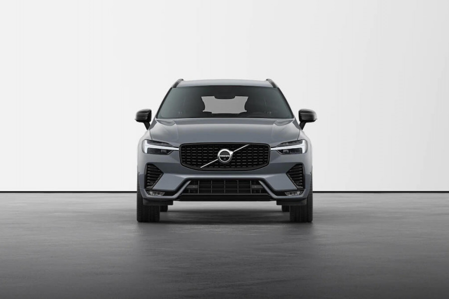 2022 Volvo XC60 B6 R-Design