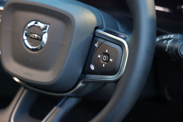 2026 Volvo XC40 XZ Plus B4 SUV Image 9