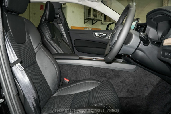 2026 Volvo XC60 UZ Ultra T8 Plug-in Hybrid Dark SUV Image 8