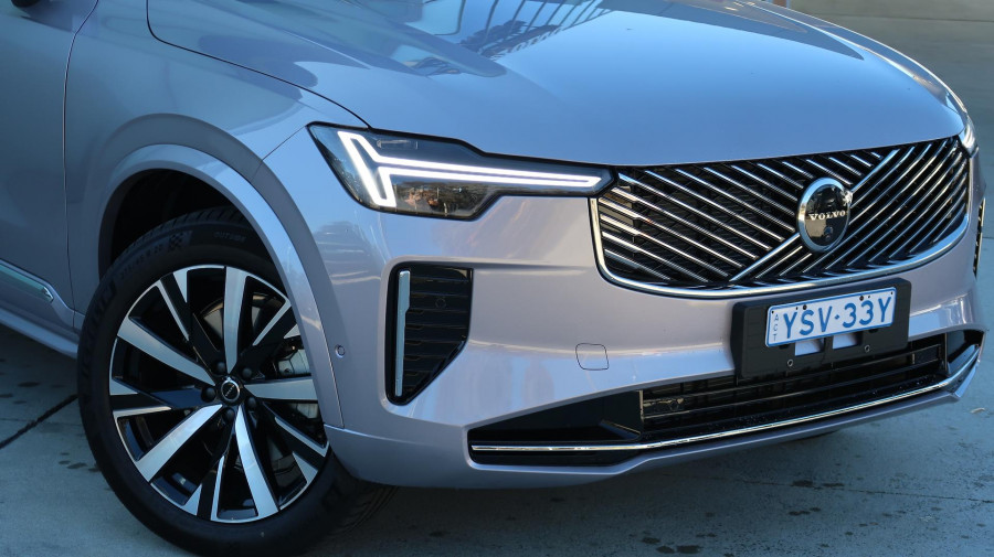 2025 MY26 Volvo XC90 L Series Plus B5 Bright SUV Image 11
