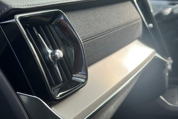 2026 Volvo XC90 L Series Black Edition SUV Image 7