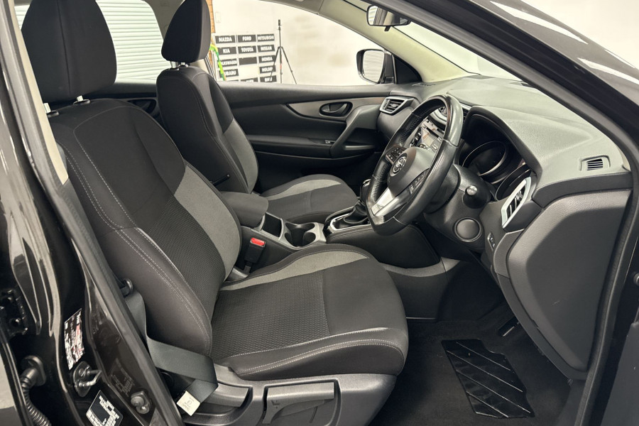 2017 Nissan QASHQAI ST Wagon Image 18