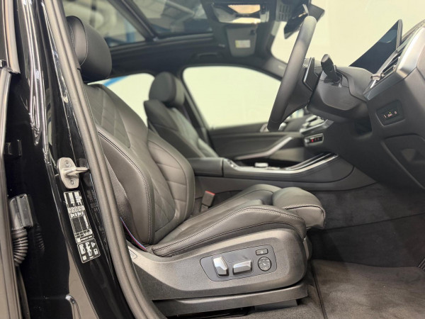 2025 BMW X5 G05 LCI xDrive40i M Sport SUV image 16