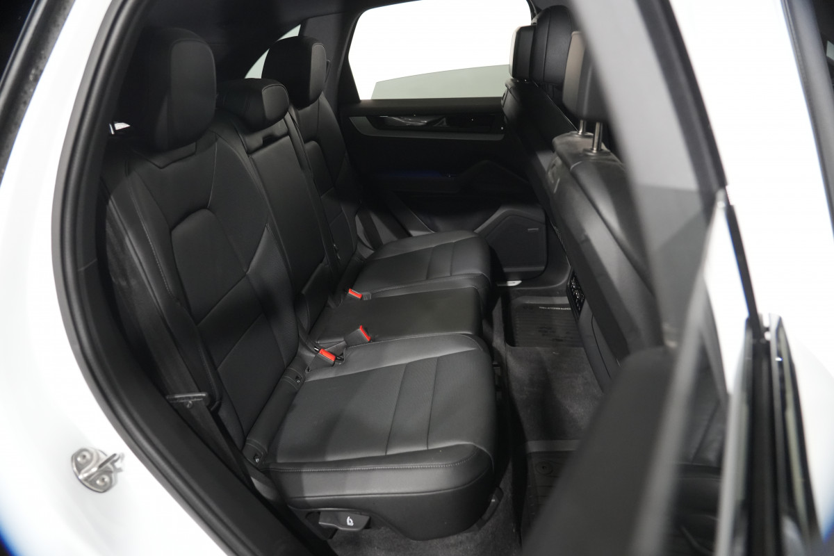 2023 Porsche Cayenne SUV