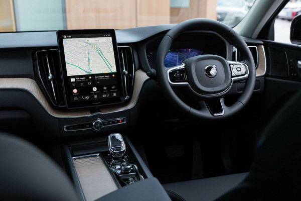 2026 Volvo XC60 UZ Plus B5 Bright SUV Image 10
