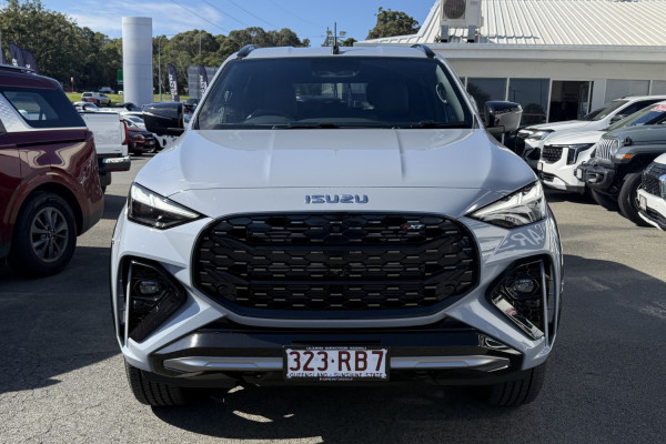 2026 Isuzu MU-X RJ X-TERRAIN SUV Image 4