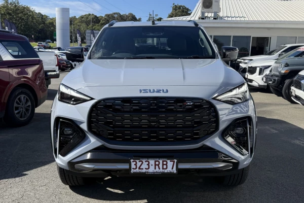 2026 Isuzu MU-X RJ X-TERRAIN SUV Image 4