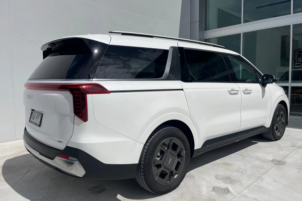 2026 Kia Carnival KA4 PE GT-Line HEV People Mover Image 4