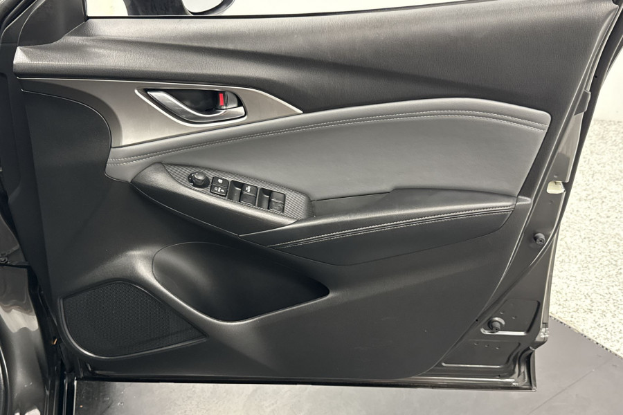 2022 Mazda CX-3 DK sTouring SUV Image 19
