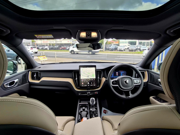 2026 Volvo XC60 UZ Plus B5 Bright SUV image 13