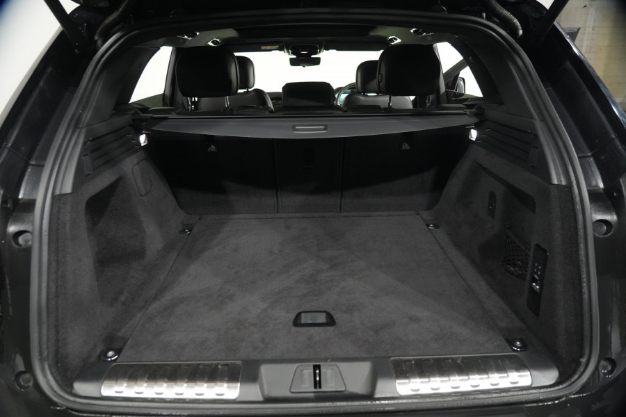2024 Land Rover Range Rover Sport L461 D350 Dynamic HSE SUV Image 29