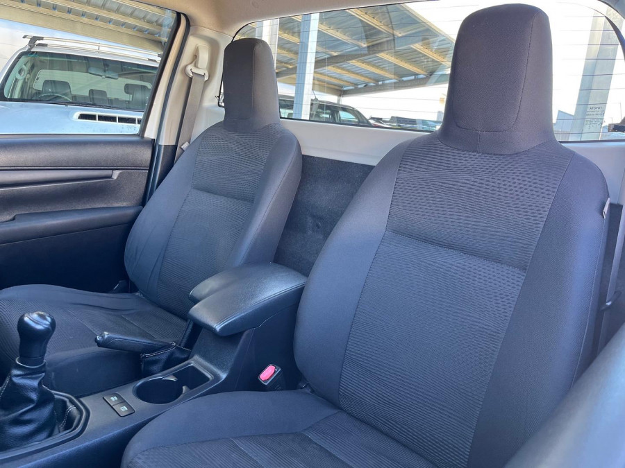2017 Toyota HiLux GUN123R SR Cab Chassis Image 11