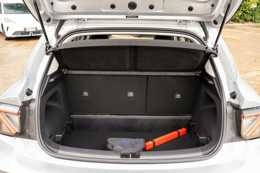 2026 MG MG4 EV Urban AH4E Essence 43 Hatch Image 8