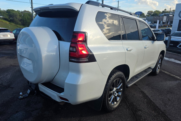 2020 Toyota LandCruiser Prado GDJ150R VX SUV Image 10
