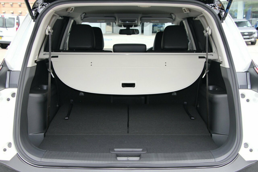2024 MY25 Nissan X-Trail T33 N-TREK SUV Image 8