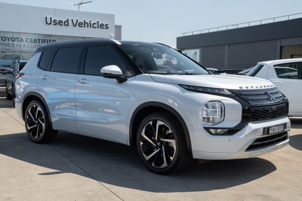 2022 MY22.5 Mitsubishi Outlander ZM Exceed Tourer SUV Image 3