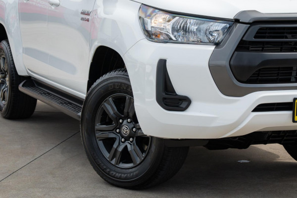 2023 Toyota HiLux GUN126R SR Cab Chassis Image 6