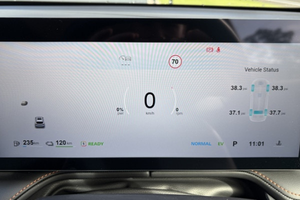 2025 MG HS AS33P Super Hybrid Essence SUV Image 12