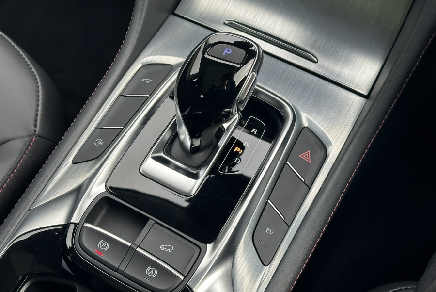 2025 MG HS PHEV ESSENCE SUV Image 14