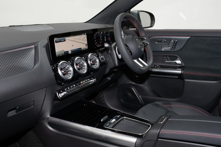 2025 Mercedes-Benz GLA-Class H247 GLA200 SUV