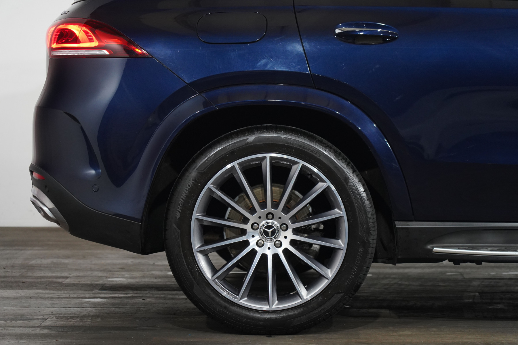 2021 Mercedes-Benz Gle 300 D 4matic SUV Image 6