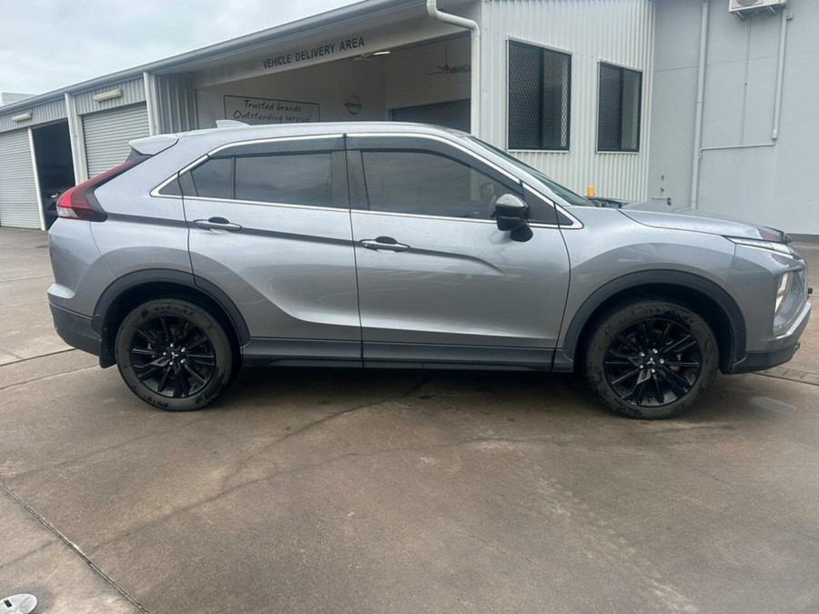 2023 Mitsubishi Eclipse Cross YB Black Edition SUV Image 2