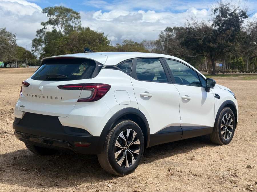 2025 Mitsubishi ASX XE LS SUV Image 6