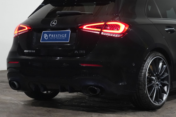 2022 Mercedes-Benz A-Class 4matic Hatch Image 8